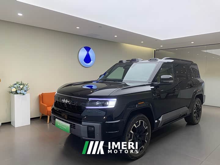 Fangchengbao Leopard 8 2025 Zhiyong flagship version 7 seats