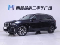 BMW X5 2022 facelift xDrive 40Li M sports package - фото 2