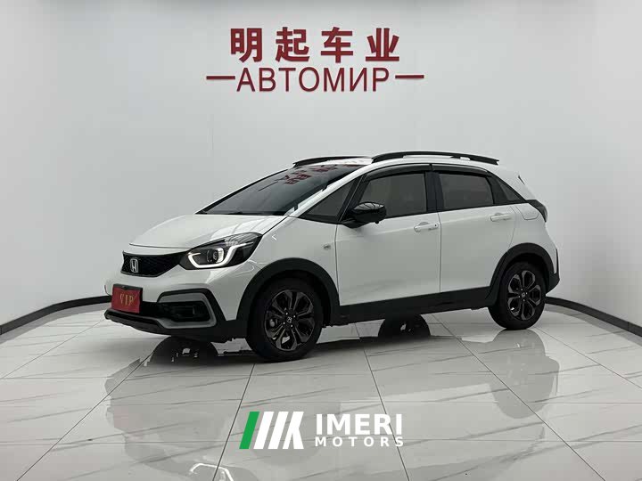 Lynk & Co LIFE 2021 1.5L CVT CRO-S Fun Edition - автомобиль из Китая