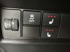 Lynk & Co LIFE 2021 1.5L CVT CRO-S Fun Edition - фото 12