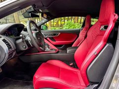 Jaguar F-TYPE P300 rear-wheel drive hardtop version - фото 10