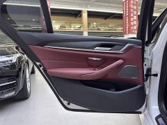 BMW 5 Series 530Li Exclusive M Sports Package - фото 13