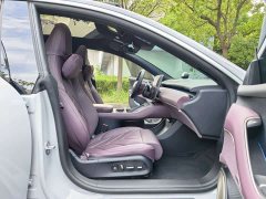 NIO ET5T 75kWh Touring - фото 12