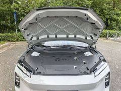 NIO ET5T 75kWh Touring - фото 15