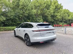 NIO ET5T 75kWh Touring - фото 5