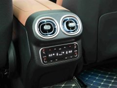Mercedes-Benz GLC 300 L 4MATIC Luxury 5-Seater - фото 16