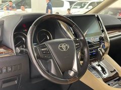 Toyota Alphard 2021 Hybrid 2.5L Luxury - фото 10