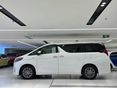 Toyota Alphard 2021 Hybrid 2.5L Luxury - фото 4