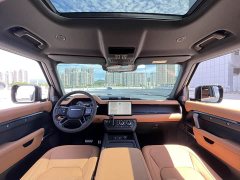 Land Rover Defender 2024 110 5.0T V8 - фото 9