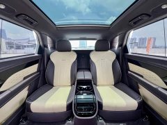 Bentley Bentayga 4.0T V8 EWB Azure - фото 11