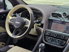 Bentley Bentayga 4.0T V8 EWB Azure - фото 16