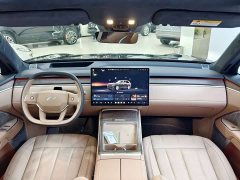 BMW Ledo L90 Ultra six-seater version - фото 15