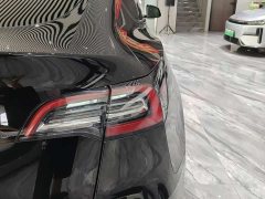 Tesla Model Y rear-wheel drive version - фото 19