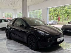 Tesla Model Y rear-wheel drive version - фото 3