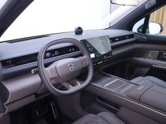 NIO ES8 Six-seater Executive Deluxe Edition - фото 11