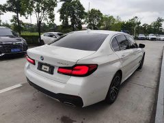 BMW 5 Series facelift 525Li M Sports Package - фото 9