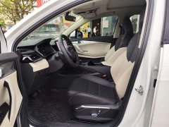 Lynk & Co 06 EM-P 1.5T Remix PHEV Pro - фото 3