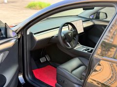 Tesla Model Y standard range rear-wheel drive version - фото 8