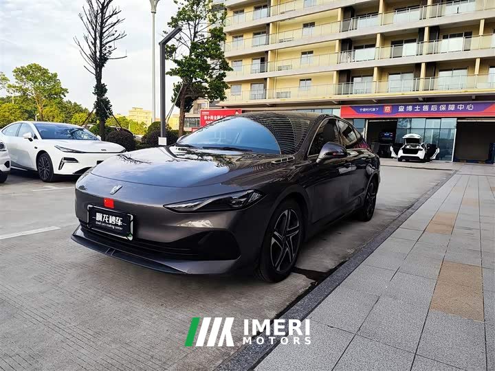 Lynk & Co Roewe D7 2023 DMH 125km beyond version - автомобиль из Китая