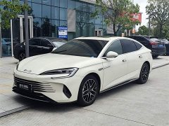 BYD Seal Honor Edition DM-i 1.5L 121km Luxury - фото 1