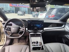 BYD Seal Honor Edition DM-i 1.5L 121km Luxury - фото 7
