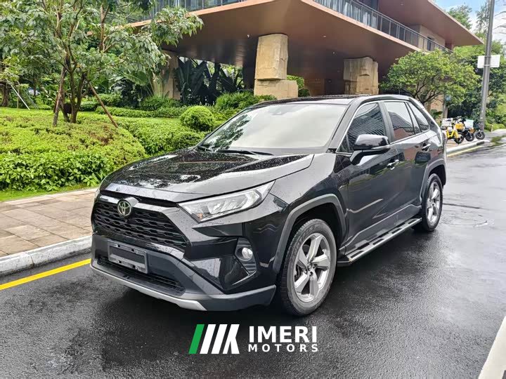 Toyota RAV4 2.0L CVT 2WD Fashion Plus Edition
