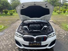 BMW 5 Series 530Li Leading M Sports Package - фото 20
