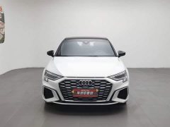 Audi A3 A3L Limousine 35 TFSI aggressive and sporty - фото 3