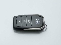 Toyota RAV4 2.0L CVT 2WD Fashion Plus Edition - фото 19