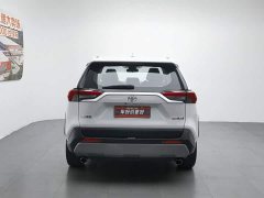 Toyota RAV4 2.0L CVT 2WD Fashion Plus Edition - фото 4