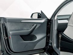 Tesla Model Y 2023 long-range all-wheel drive version - фото 15