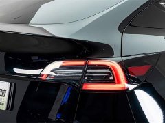 Tesla Model Y 2023 long-range all-wheel drive version - фото 8