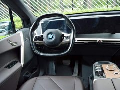 BMW iX xDrive40 - фото 12