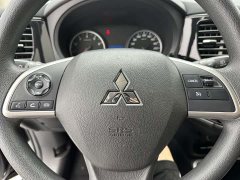 Mitsubishi Outlander 2021 2.0L 2WD Entry-Level 5-Seater - фото 14