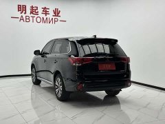 Mitsubishi Outlander 2021 2.0L 2WD Entry-Level 5-Seater - фото 8
