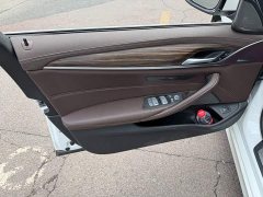BMW 5 Series 530Li Leading Luxury Package - фото 6