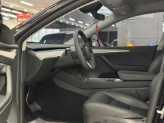 Tesla Model Y rear-wheel drive version - фото 8