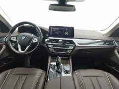 BMW 5 Series facelift 525Li luxury package - фото 5