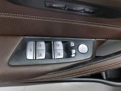 BMW 5 Series facelift 525Li luxury package - фото 9