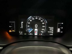 Volvo XC60 T5 four-wheel drive Zhiyi Luxury Edition - фото 6