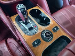 Bentley Bentayga 2021 4.0T V8 - фото 6