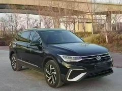 Volkswagen Tiguan L 2023 330TSI automatic two-wheel drive comfort version - фото 1