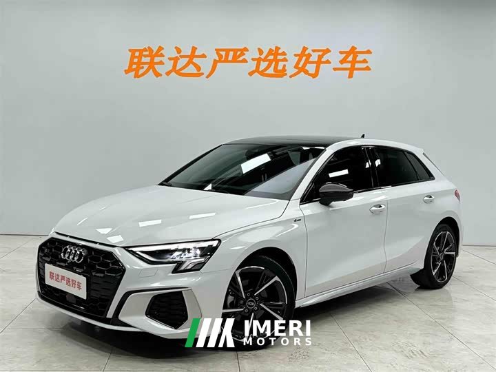 Audi A3 Sportback 35 TFSI stylish and sporty - автомобиль из Китая