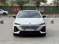 Changan UNI-V 1.5T premium - фото 2