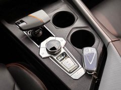 Changan UNI-V 1.5T premium - фото 20