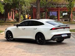 Changan UNI-V 1.5T premium - фото 6