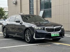 BMW i5 eDrive 35L Luxury Package - фото 2