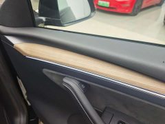 Tesla Model Y rear-wheel drive version - фото 13
