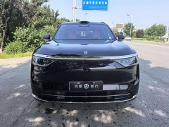 AITO Wenjie M8 extended range Ultra version 53.4kWh 6-seater version (192-line lidar) - фото 1