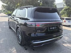 AITO Wenjie M8 extended range Ultra version 53.4kWh 6-seater version (192-line lidar) - фото 5